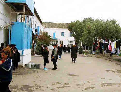 Азербайджан. Внутренний двор учреждении по отбыванию наказания № 4. Фото: www.azpenalreform.az