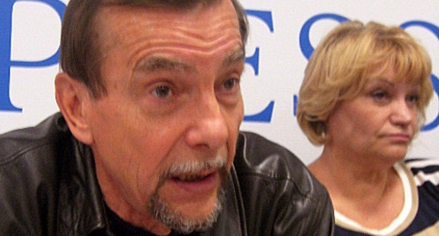 Лев Пономарев и Лилия Шибанова на пресс-конференции "Новое законодательство об НКО: позиция правозащитных организаций". Москва, Независимый пресс-центр, 27 сентября 2012 г. Фото Олега Краснова для "Кавказского узла"