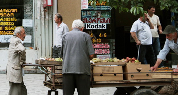 Жители Батуми, Аджария. Фото: Lovro Rumiha, http://www.flickr.com/photos/25275646@N05