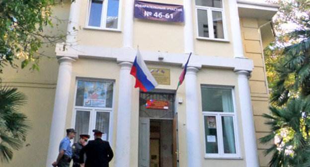 Избирательный участок №46-61. Сочи, 14 октября 2012 г. Фото Светланы Кравченко для "Кавказского узла"