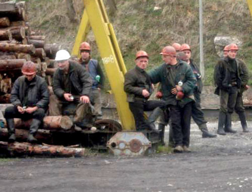 Бастующие шахтеры в городе Чиатура. Грузия, октябрь 2012 г. Фото http://www.ekhokavkaza.com (RFE/RL)