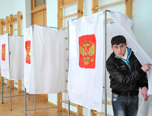Выборы в парламент Северной Осетии. 14 октября 2012 г. Фото: Елена Синеок, ЮГА.ру