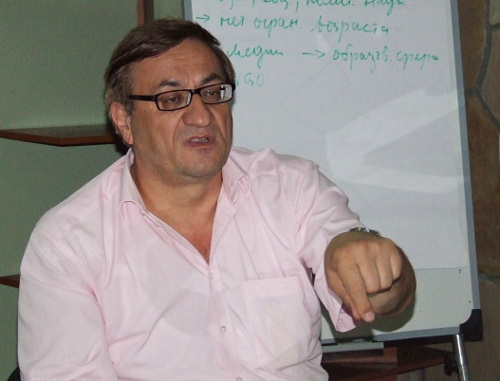 Расим Мирзаев, доктор наук, координатор проекта "Историки Южного Кавказа". Фото Эдиты Бадасян для "Кавказского узла"