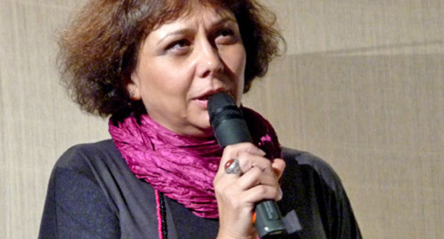 Нуне Саркисян во время презентация фильма "Воспоминания без границ". Армения, Ереван, 12 октября 2012 г. Фото Армине Мартиросян для "Кавказского узла"