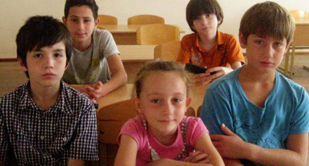 Дети сирийских репатриантов - учащиеся лице-интерната. Абхазия, Сухум, октябрь 2012 г.Фото Анжелы Кучуберия для "Кавказского узла"