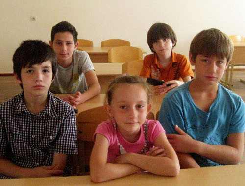Дети сирийских репатриантов - учащиеся лице-интерната. Абхазия, Сухум, октябрь 2012 г.Фото Анжелы Кучуберия для "Кавказского узла"