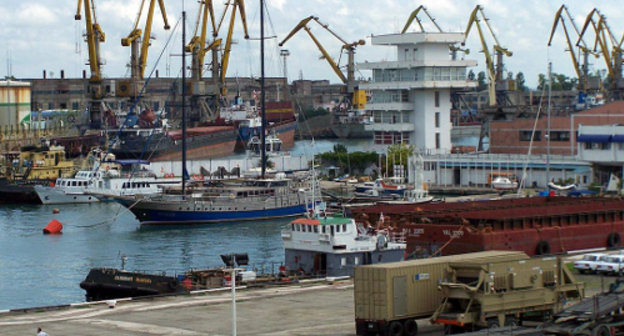 Порт Поти, Грузия. Фото: Nc tech3, http://commons.wikimedia.org
