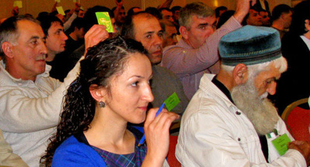 Внеочередной съезд народов Дагестана прошел в гостинице "Космос". Москва, 26 октября 2012 г. Фото Натальи Крайновой для "Кавказского узла"