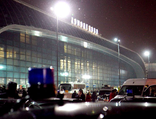 Теракт в Домодедово. Москва, 24 января 2011 г. Фото: Yuri Timofeyev (RFE/RL)
