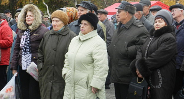 Волгоград, 4 ноября 2012 г. Участники митинга против роста тарифов ЖКХ. Фото Татьяны Филимоновой для "Кавказского узла"