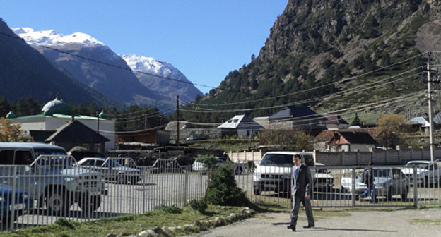 Кабардино-Балкария, поселок Эльбрус, октябрь 2012 г. Фото Луизы Оразаевой для "Кавказского узла"