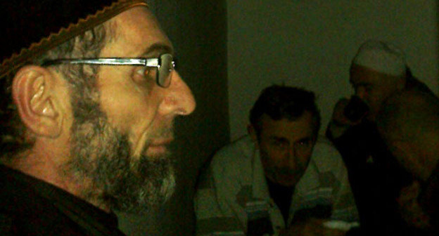 Активисты "Мехк-Кхел", участвовавшие в голодовке, в ОМВД по Малгобекскому району Ингушетии. Фото http://mehkkhel.org