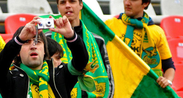 Болельщики "Анжи". Фото http://m.fc-anji.ru