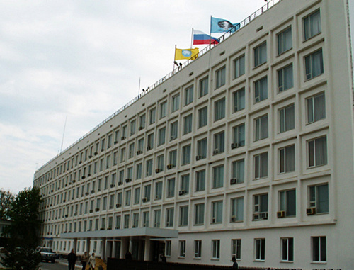 Здание правительства Калмыкии в Элисте. Фото: http://kalmyki.ru