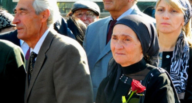 Памятные мероприятия, посвященные седьмой годовщины вооруженного нападения боевиков на Нальчик. Кабардино-Балкария, 13 октября 2012 г. Фото: 07.mvd.ru