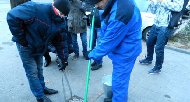 Акция против премирования и.о. главы администрации Волгограда. 23 ноября 2012 г. Фото Татьяны Филимоновой для "Кавказского узла"