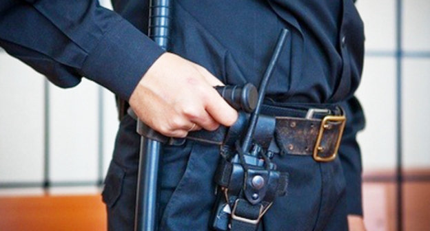 Охрана в зале суда. Фото: Федор Обмайкин/Югополис, http://www.yugopolis.ru