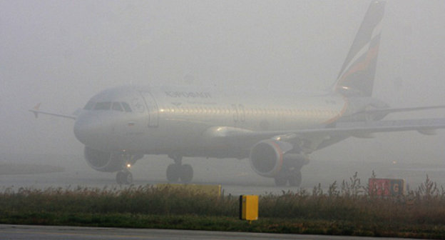 Туман в аэропорту. Фото Стаса Соколова, НГС.НОВОСТИ, http://news.ngs.ru