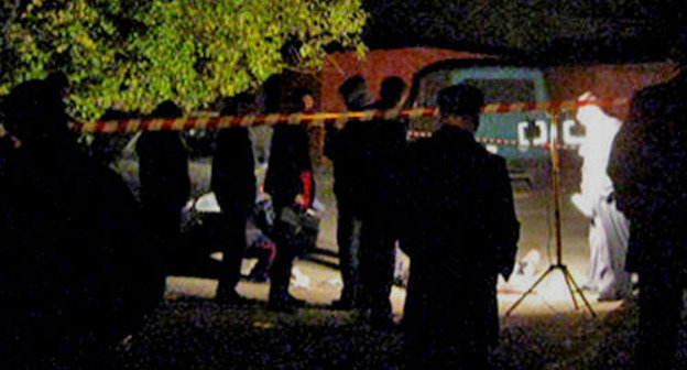 Работает следственная группа на месте убийства Казбека Геккиева. Нальчик, 5 ноября 2012 г. Фото: МВД по Кабардино-Балкарской Республике