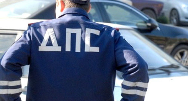 Сотрудник ДПС. Фото: Иван Журавлев / Югополис