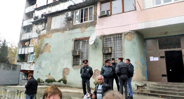 Сгоревший многоквартирный дом в Сочи. 8 декабря 2012 г. Фото Светланы Кравченко для "Кавказского узла"