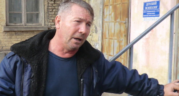 Николай Андрухович, чей дом на хуторе Армянском пострадал от наводнения. Краснодарский край, Крымский район, 9 декабря 2012 г. Фото Натальи Дорохиной для "Кавказского узла"