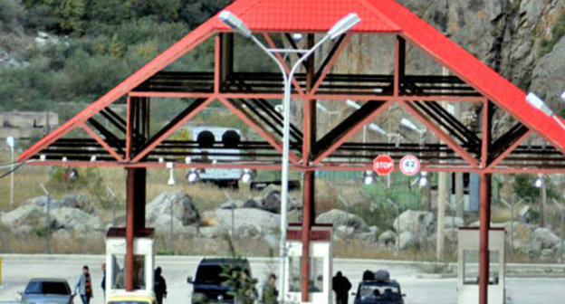 Контрольно-пропускной пункт российско-грузинской границы "Верхний Ларс". Фото: Nodar Tskhvirashvili (RFE/RL)