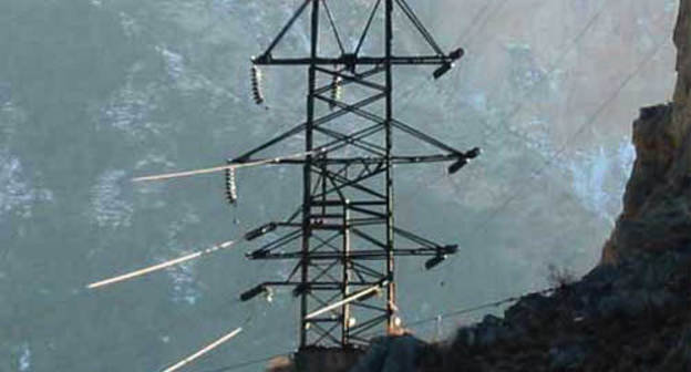 Опора ЛЭП в горах. Фото: http://www.dagenergo.ru