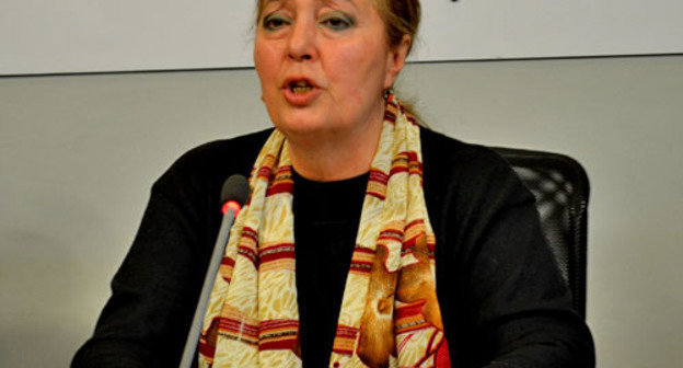 Нана Цителашвили-Ермакова во время пресс-конференции в Тбилисском международном пресс-центре РИА Новости. Тбилиси, 14 декабря 2012 г. Фото Эдиты Бадасян для "Кавказского узла"