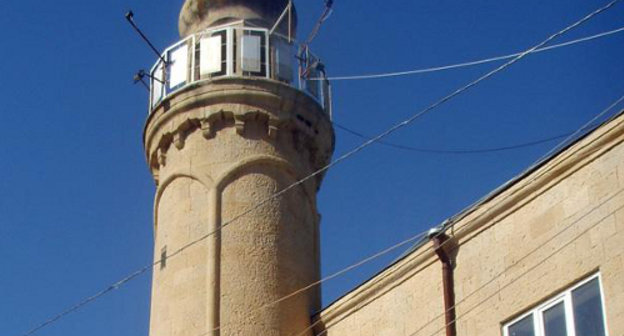 Минарет мечети в селе Согратль до пожара. Фото: www.odnoselchane.ru