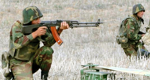 Солдаты армии обороны Нагорного Карабаха во время учений. Фото пресс-службы президента Армении, http://www.president.am