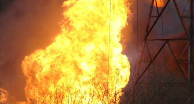Взрыв газопровода. Фото: Robert Wade, http://www.flickr.com/photos/rossendalewadey