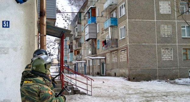Спецоперация в Тырныаузе. Кабардино-Балкария, 16 января 2012 г. Фото: министерство внутренних дел по Кабардино-Балкарии, http://07.mvd.ru