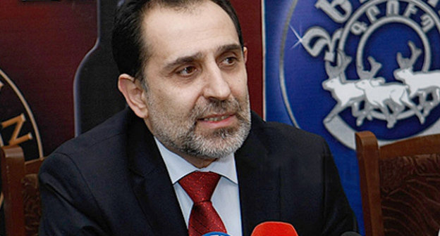 Кандидат в президенты Армении Арам Арутюнян на пресс-конференции 18 января 2013 г. Фото: © PanARMENIAN Photo/Hrant Khachatryan