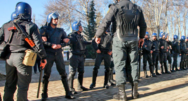 Полиция на улицах Исмаиллы. Азербайджан, 24 января 2013 г. Фото Азиза Каримова для "Кавказского узла"