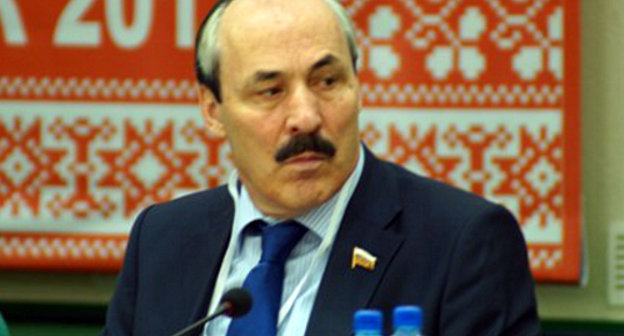 Рамазан Абдулатипов. Фото: http://www.mguki.ru