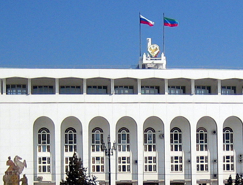 Махачкала, дом правительства. Фото Мусы Мусаева для "Кавказского узла"