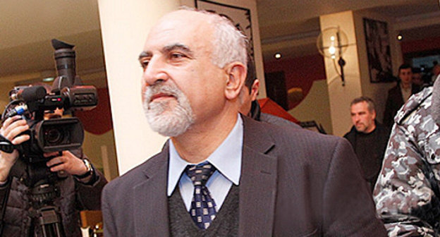 Паруйр Айрикян во время пресс-конференции в Ереване 5 февраля 2013 г. Фото: © PanARMENIAN Photo/Tigran Mehrabyan