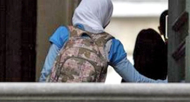 Девочка в хиджабе. Фото http://www.islamnews.ru