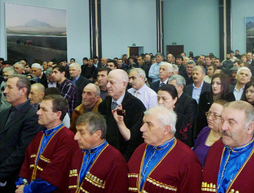 Чрезвычайный съезд кумыкского народа в Пятигорске. 10 февраля 2013 г. Фото Романа Егорова