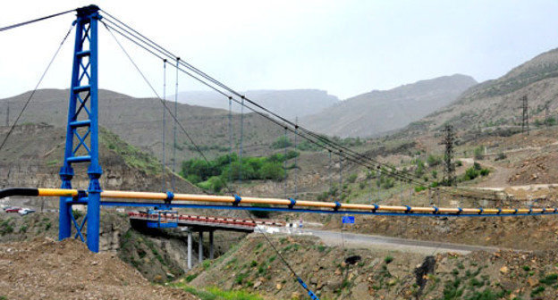 Вантовый переход газопровода-отвода к селению Хунзах Хунзахского района Республики Дагестан. Фото http://www.gazprom.ru