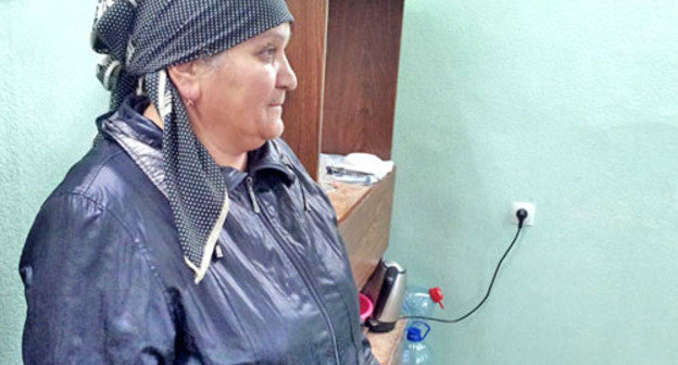 Жительница Дербента, пострадавшая от наводнения. Дербент, 27 декабря 2012 г. Фото Патимат Махмудовой для "Кавказского узла"