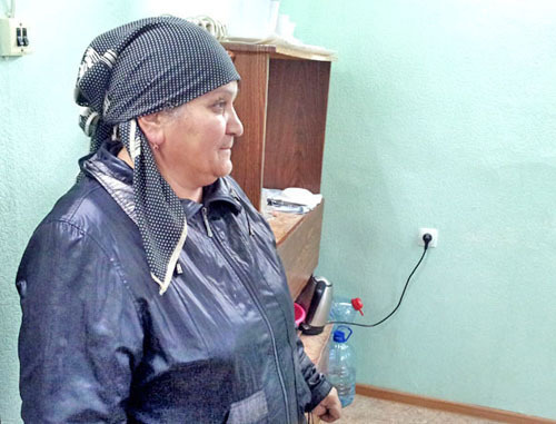 Жительница Дербента, пострадавшая от наводнения. Дербент, 27 декабря 2012 г. Фото Патимат Махмудовой для "Кавказского узла"