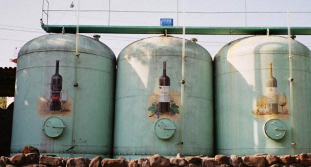 Винный завод в Кахетии. Фото: http://myjourney.ru/galleries/images/sunnytourge