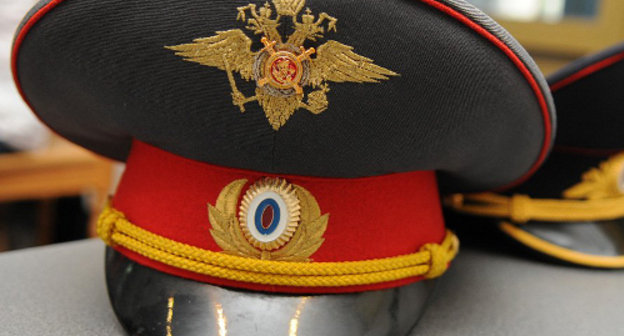 Фуражки сотрудников полиции. Фото: Елена Синеок, ЮГА.ру, http://www.yuga.ru