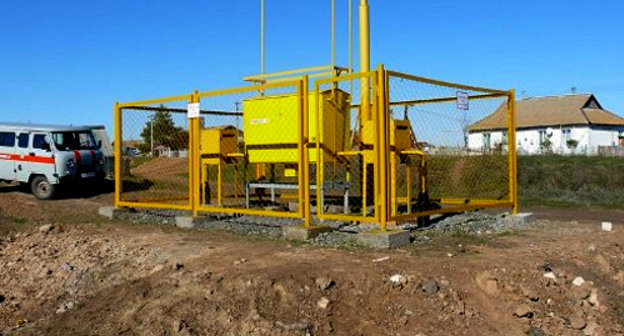 Газораспределительный шкаф на новом газопроводе в селе Умет. Волгоградская область, Камышинский район, 21 октября 2011 г. Фото пресс-службы администрации Камышинского муниципального района, http://infokam.su