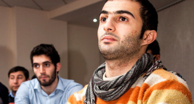 Член правления гражданского движения Nida ("Возглас")  Рашад Гасанов. Фото Азиза Каримова для "Кавказского узла"