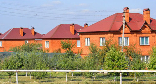 Дома репатриантов в ауле Мафэхабль Майкопского района. Адыгея, август 2012 г. Фото Олега Чалого для "Кавказского узла"