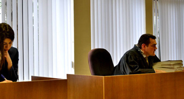 Судья Вадим Орехов во время заседания суда по делу Елены Соколинской. Сочи, 26 марта 2013 г. Фото Светланы Кравченко для "Кавказского узла"