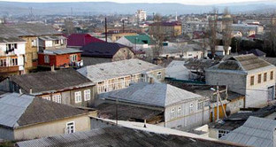 Вид Буйнакска. Фото Эльдара Расулова, http://www.odnoselchane.ru Вид Буйнакска. Фото Эльдара Расулова, http://www.odnoselchane.ru